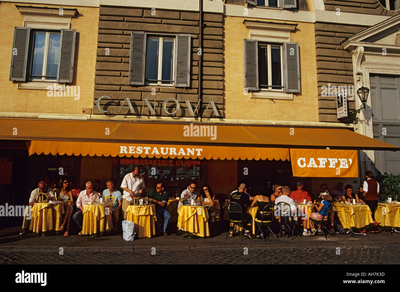 Rome piazza del popolo cafe hi-res stock photography and images - Alamy