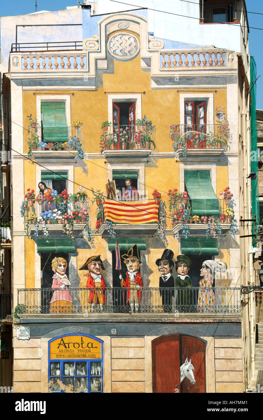 Trompe loeil hi-res stock photography and images - Page 14 - Alamy, image size:869x1390