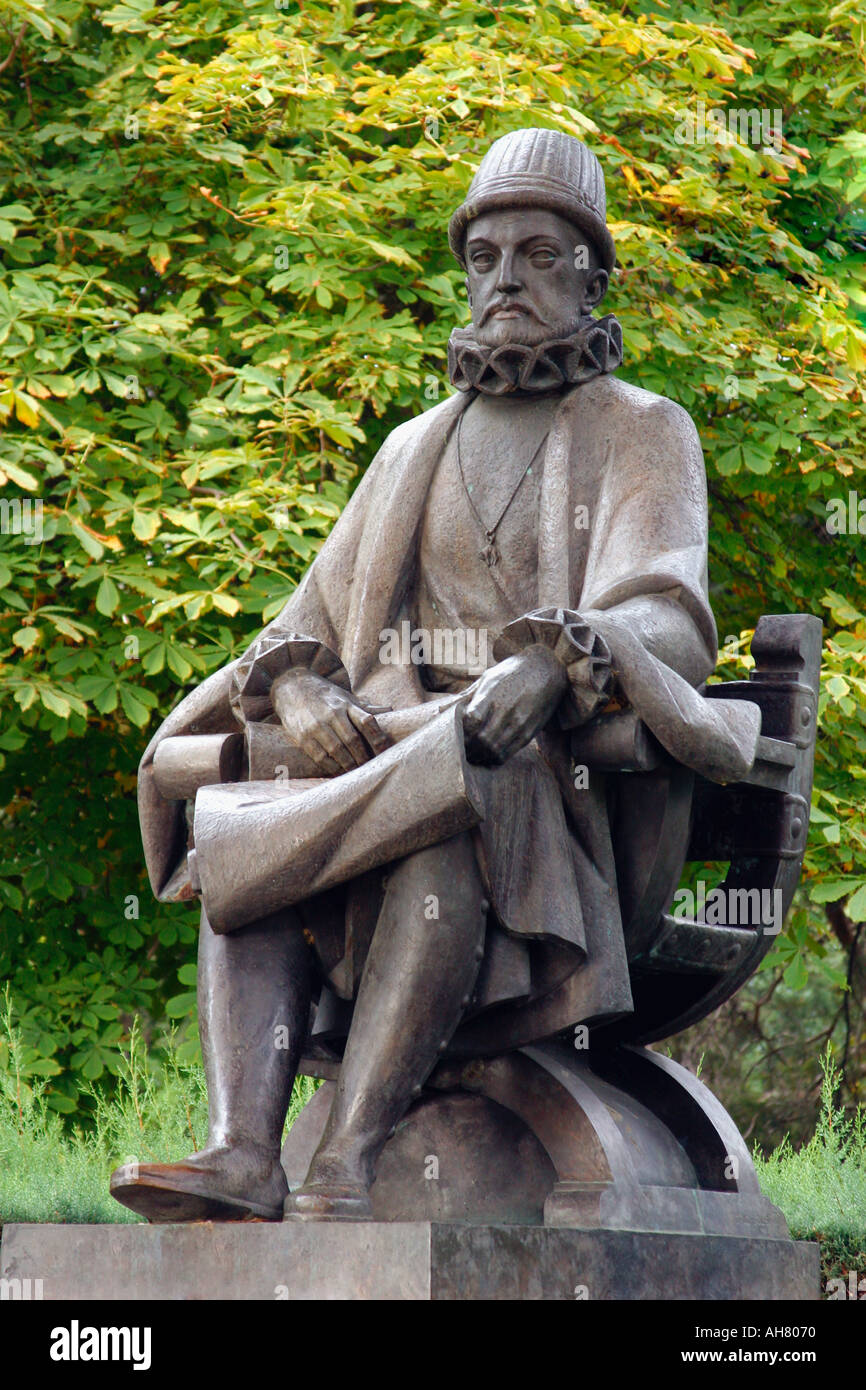 San Lorenzo de El Escorial Madrid Province Spain Statue of Felipe II Stock Photo