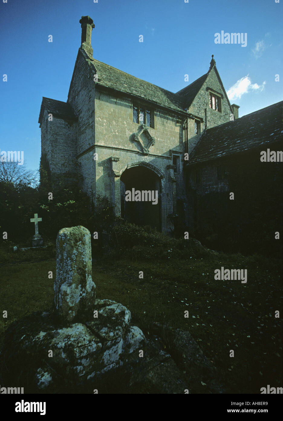 Sandford Orcas Manor House haunted by 14 ghosts including a 7 foot