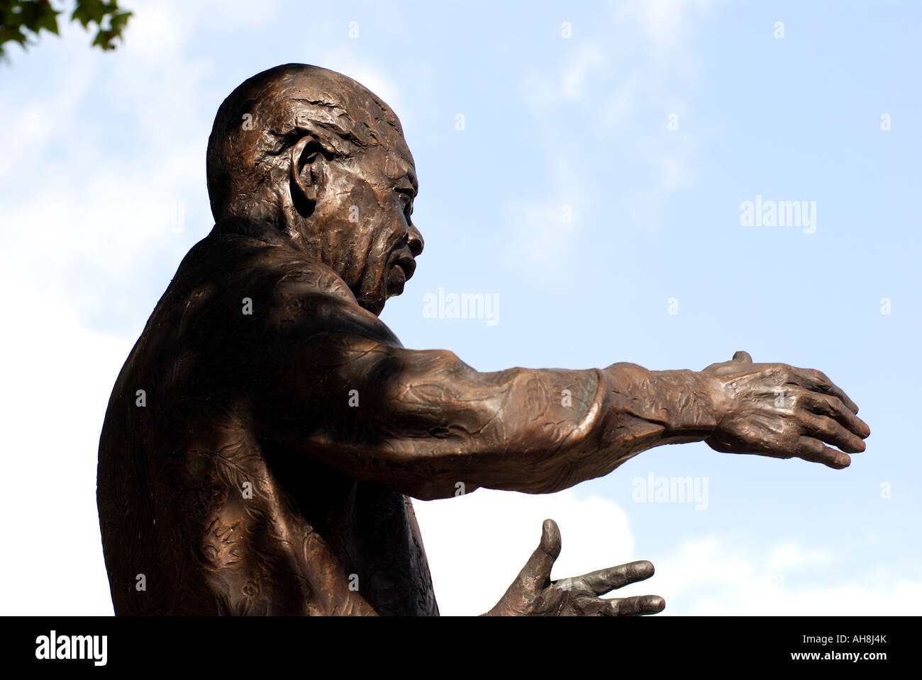 Nelson Mandela statue in Parliament Square, London, England, UK Stock Photo