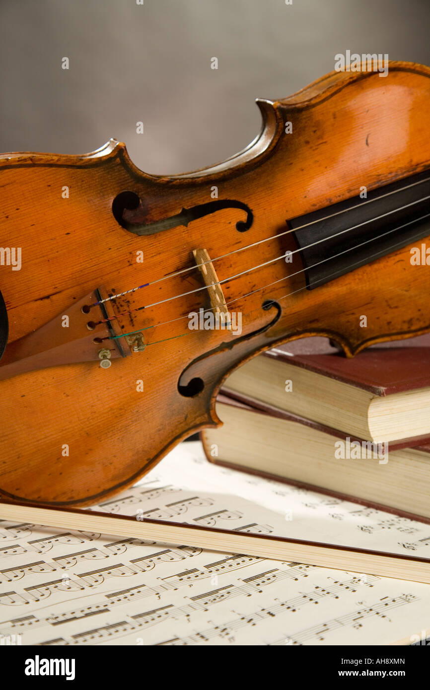 still life about music with violin Stock Photo