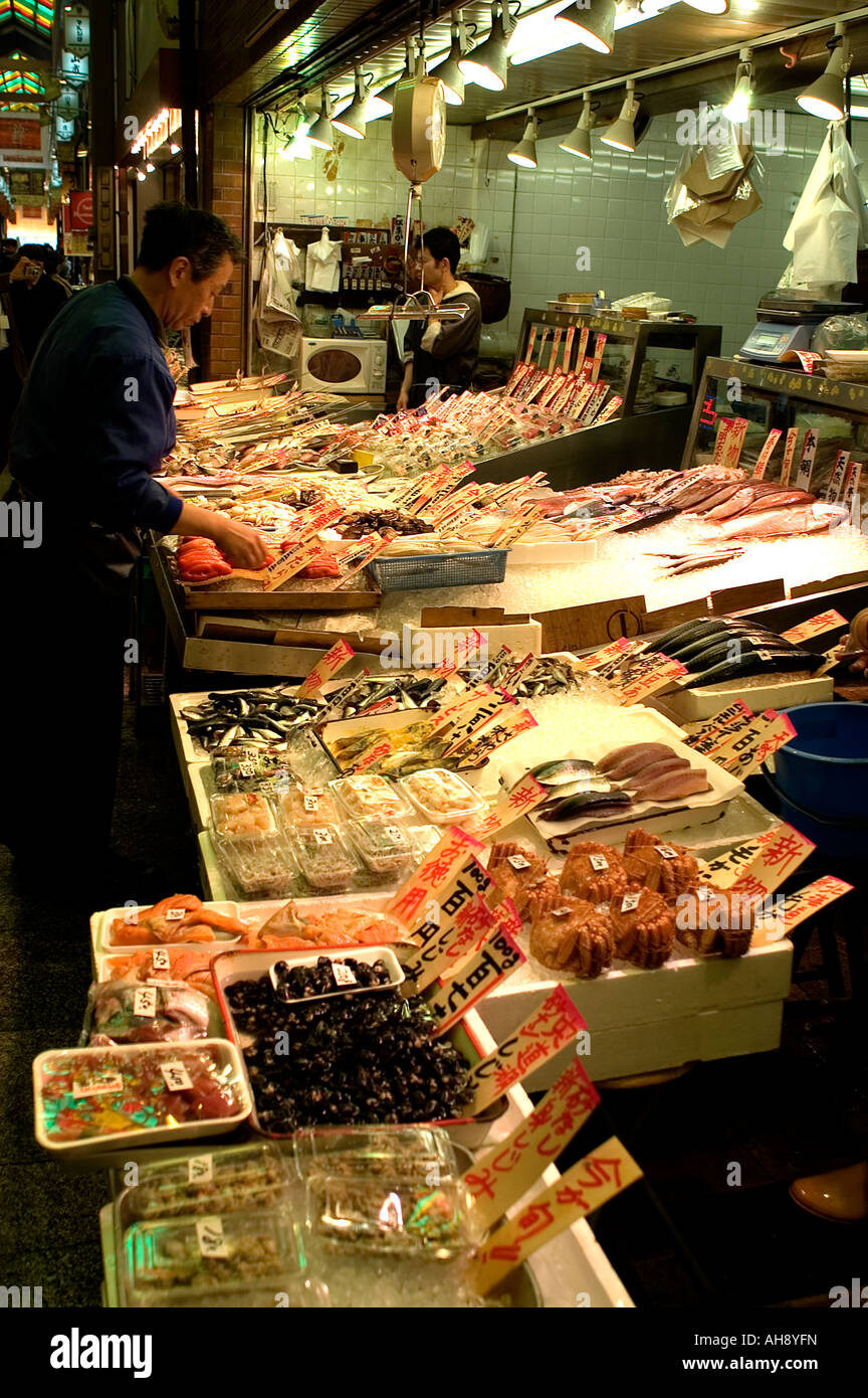 Nishiki Food Market Kyoto Japan Fishmonger Fish Stock Photo Alamy