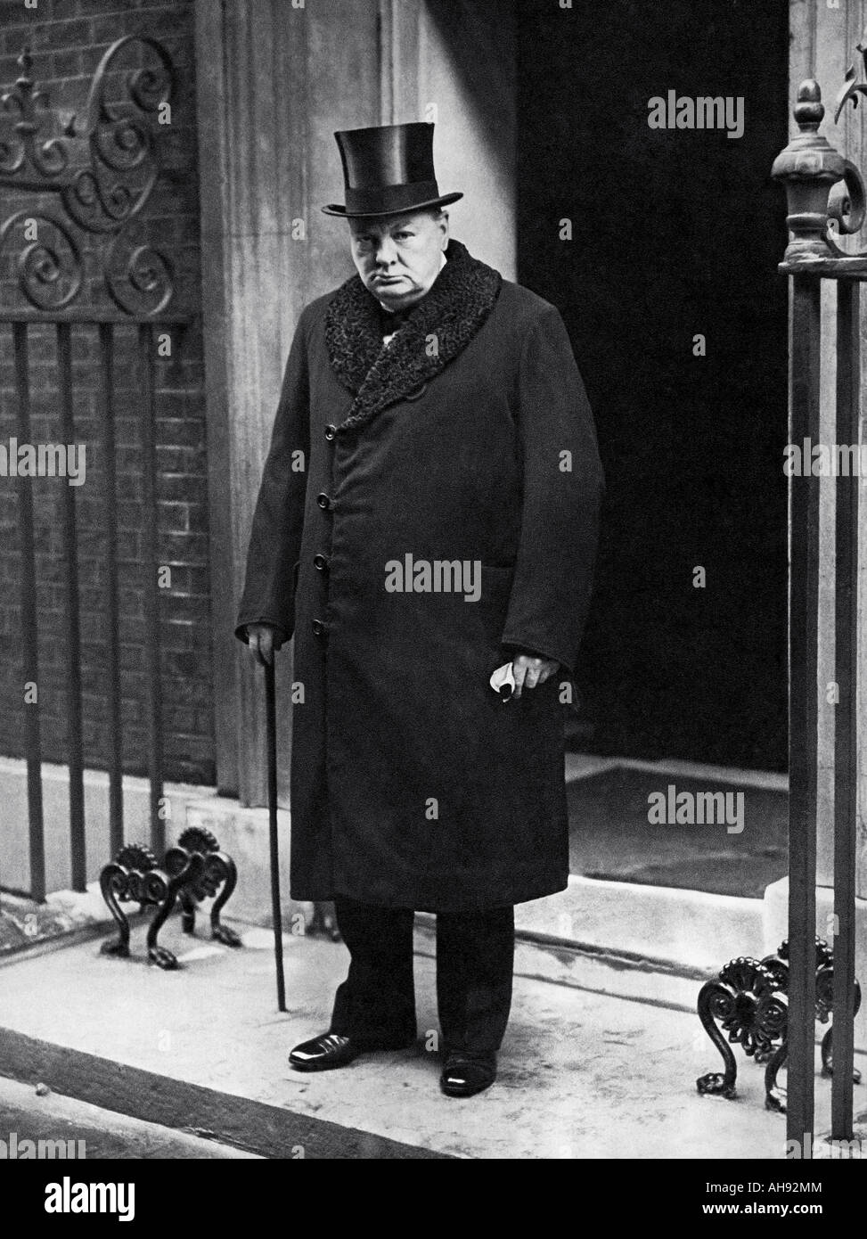 WINSTON CHURCHILL leaving No 10 Downing Street to attend funeral of