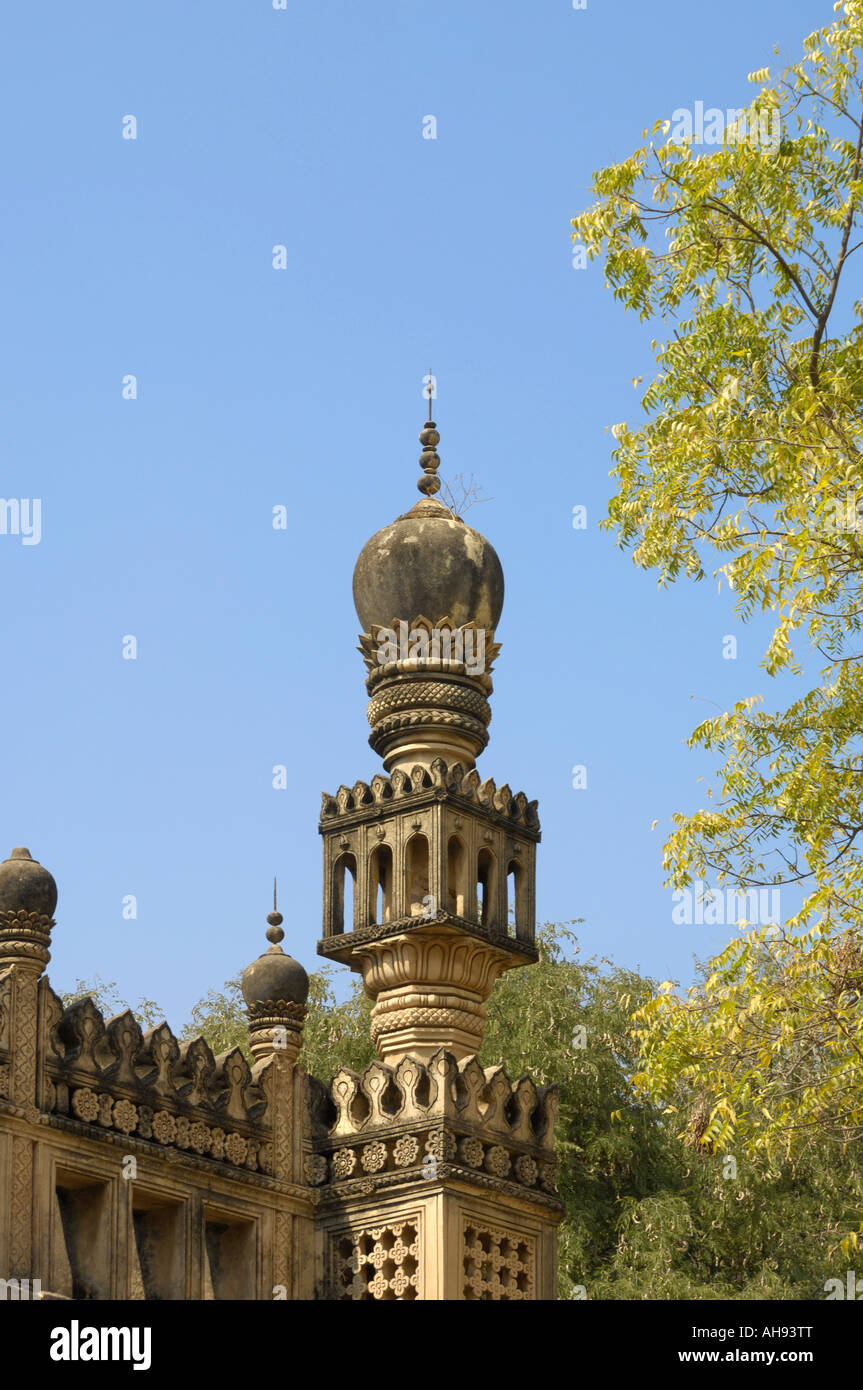 Tomb of qutub shahi dynasty hi-res stock photography and images - Alamy