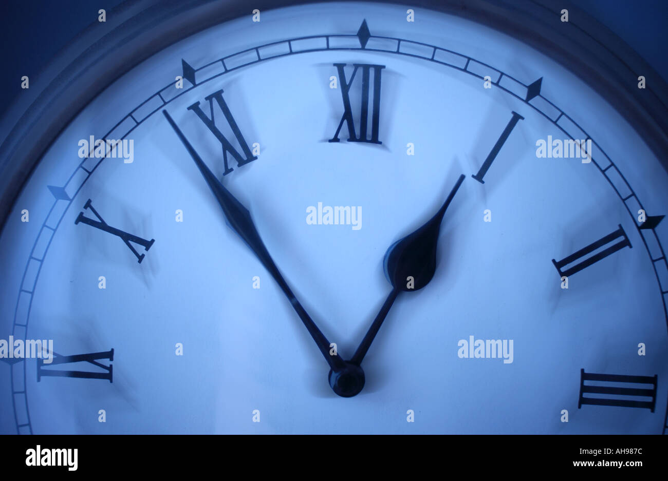 1pm clock hires stock photography and images Alamy