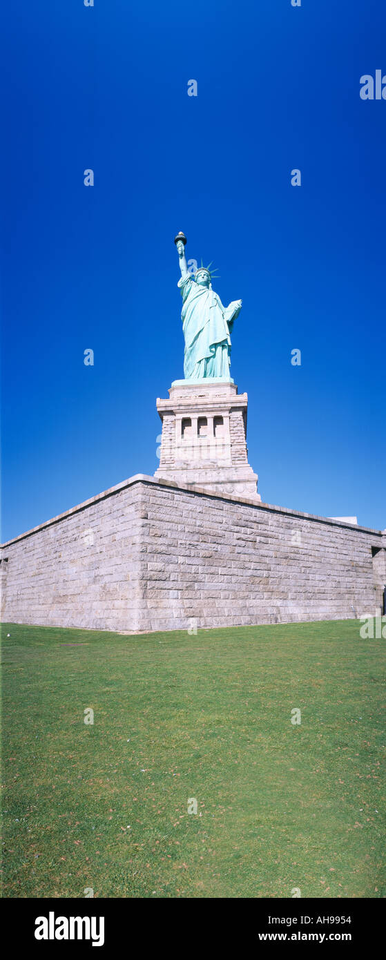 Statue of Liberty and pedestal New York Stock Photo Alamy
