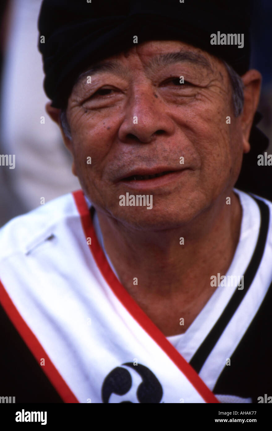 Elderly Okinawan man Stock Photo - Alamy