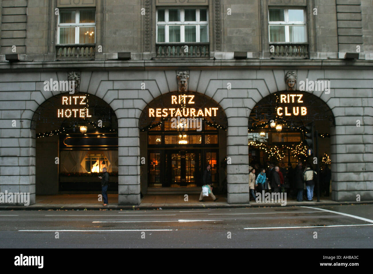 The Ritz hotel on Piccadilly in London Stock Photo Alamy