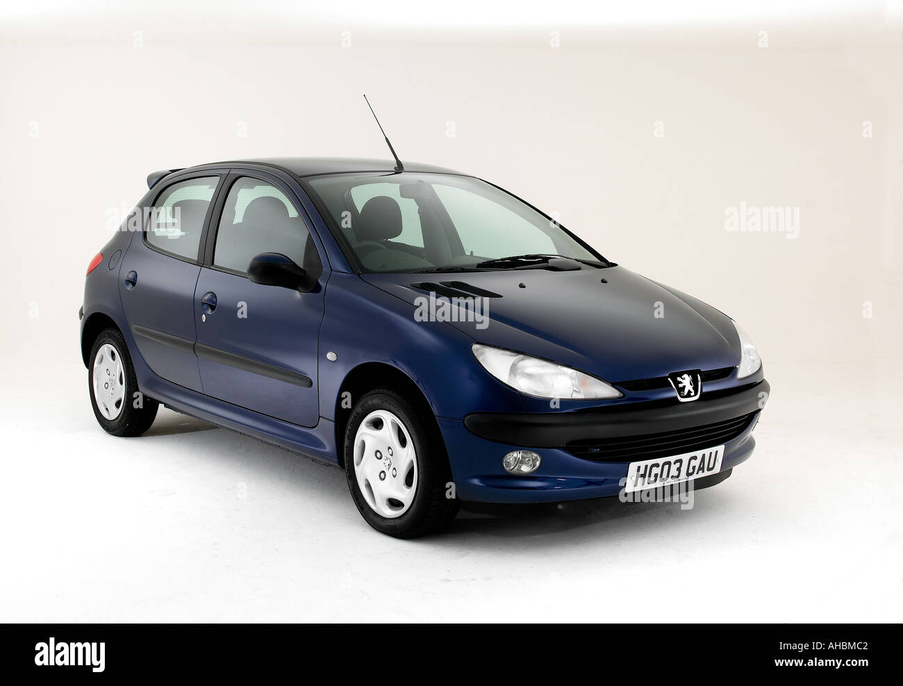 Blue peugeot 206 hi-res stock photography and images - Alamy