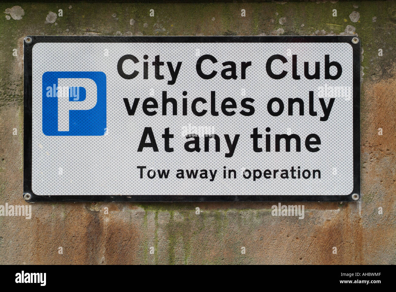 Parking Signs Uk Stock Photos & Parking Signs Uk Stock Images Alamy