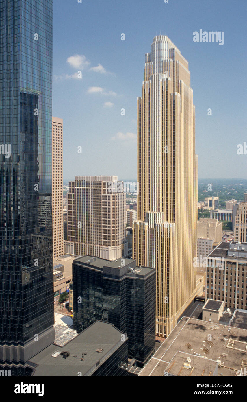 Wells Fargo Tower Minneapolis USA Stock Photo Alamy