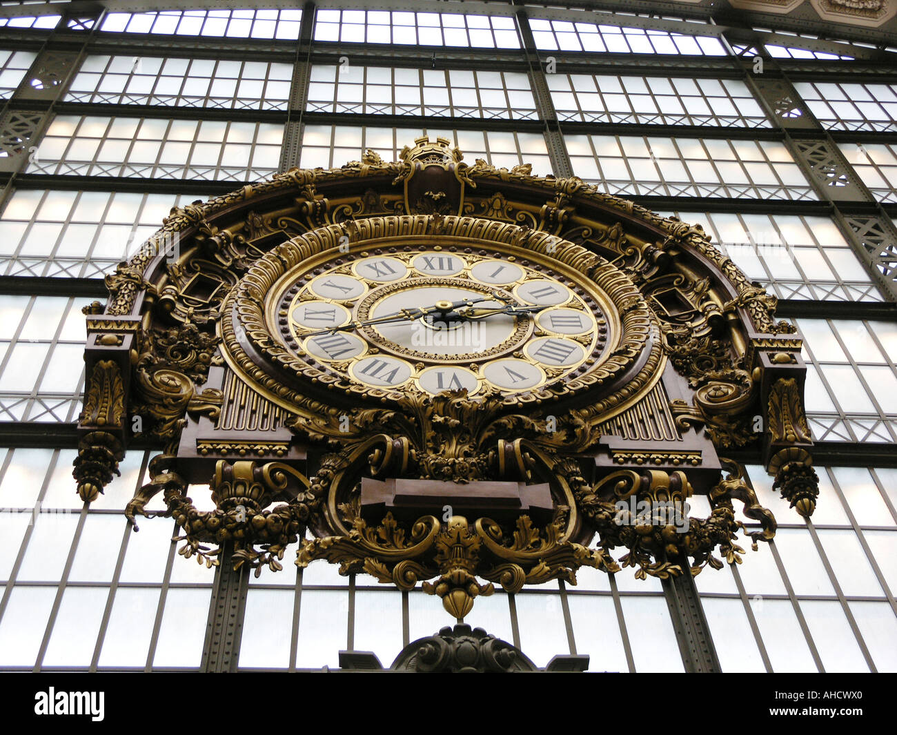 Main hall and display area Musee d'Orsay, Paris, France Stock Photo