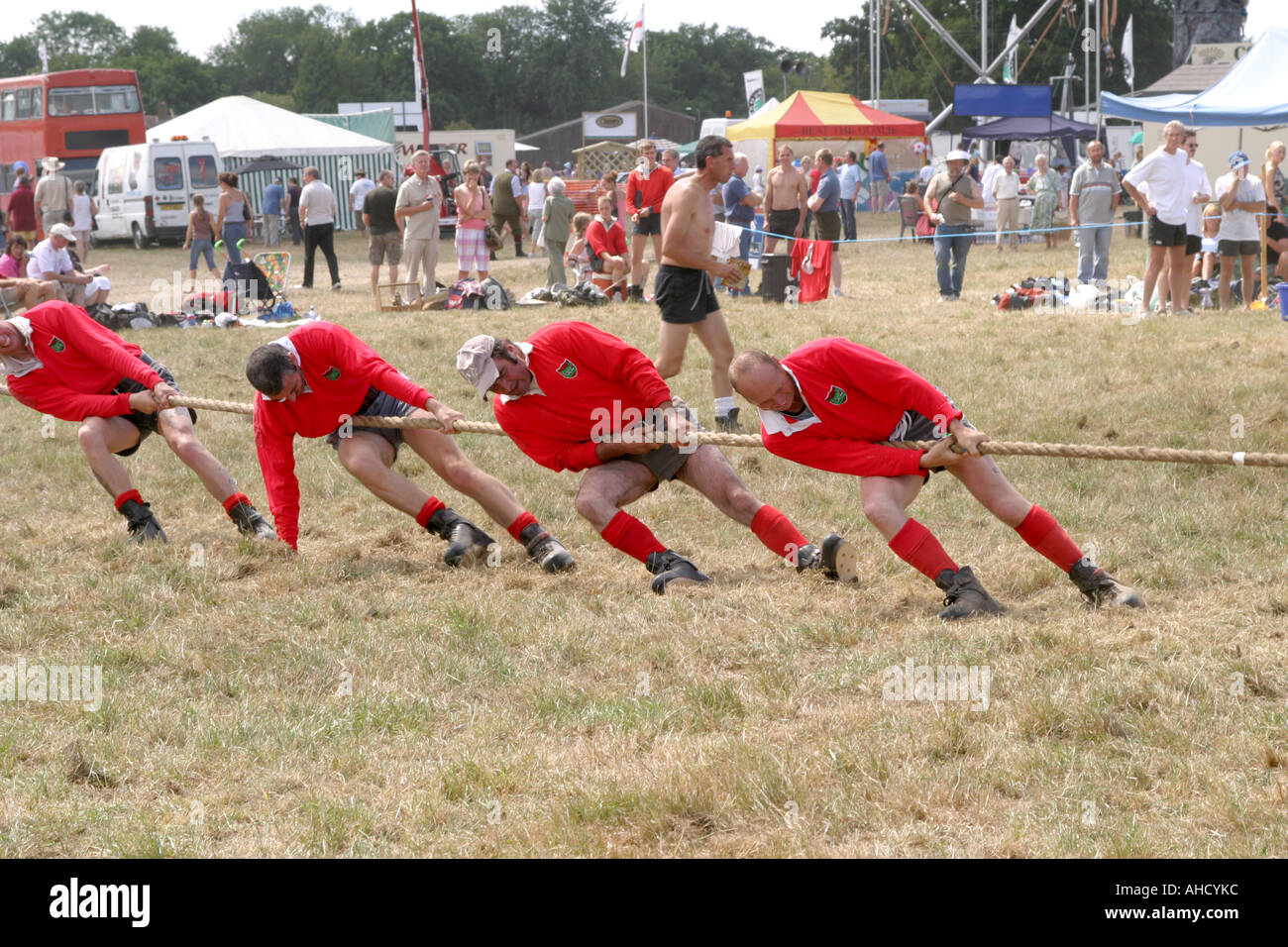 Tug of War team The Cranleigh Show August 2006 Stock Photo Alamy