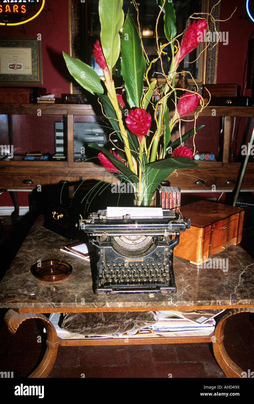 Antique typewriter on display in an antique shop, French Quarter, New Orleans, Louisiana, USA Stock Photo
