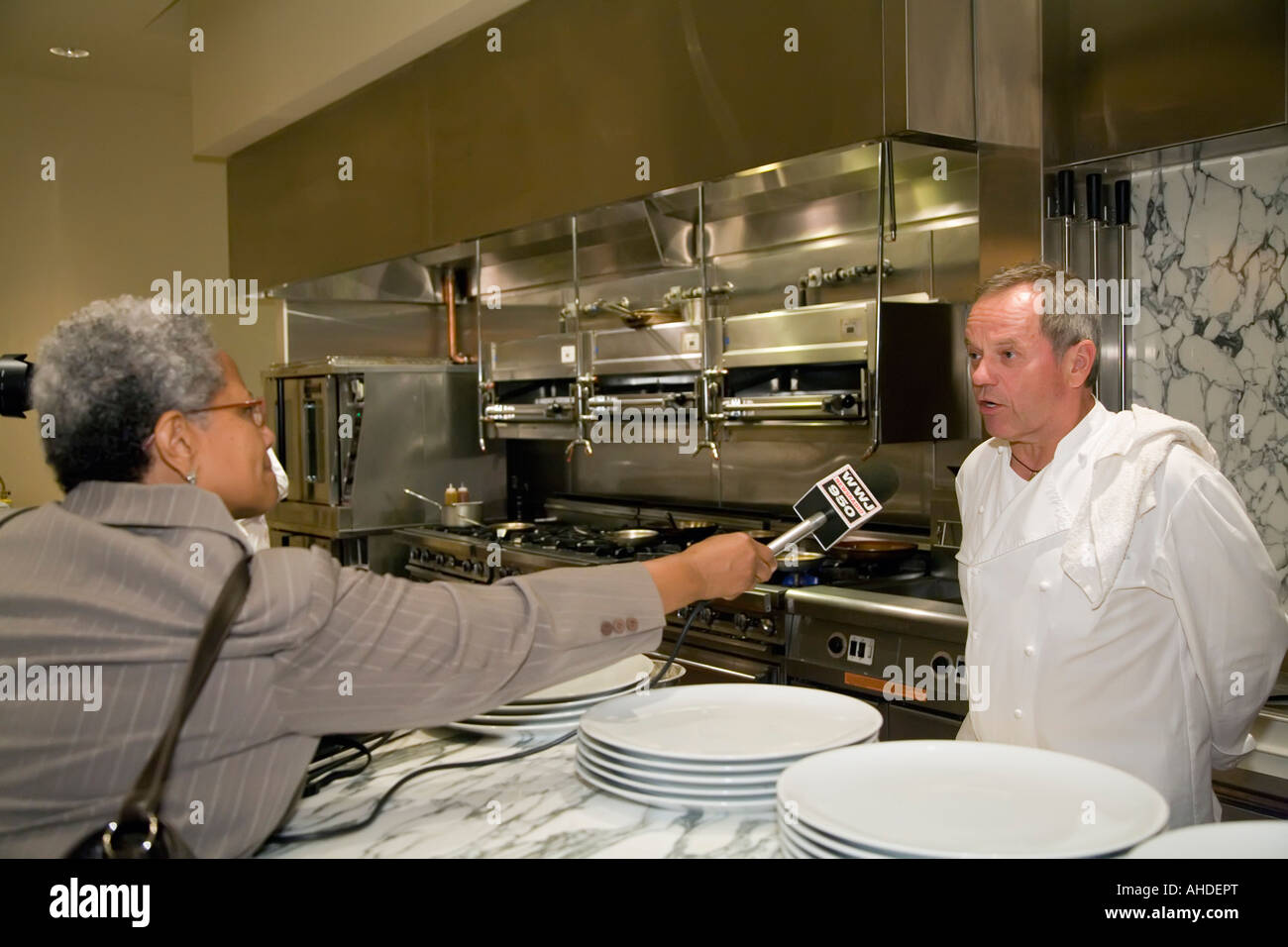 Reporter Interviews Celebrity Chef Wolfgang Puck Stock Photo