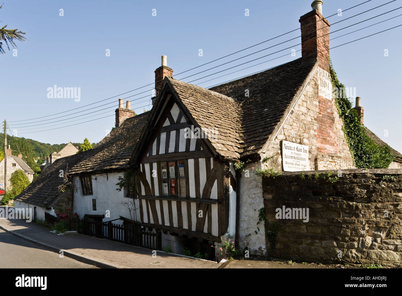 Ancient ram inn cotswolds hi-res stock photography and images - Alamy