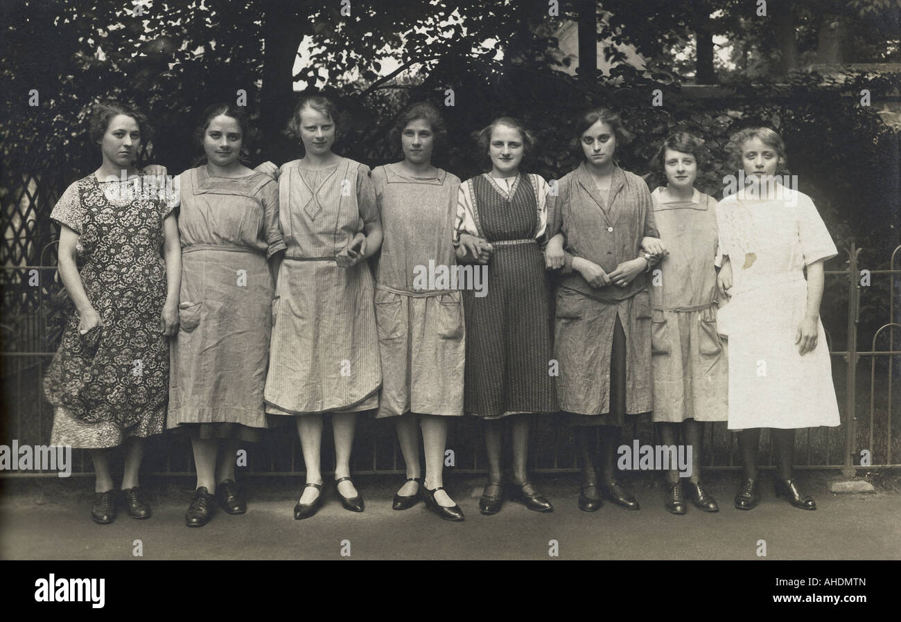 Th Century Fashion For Women Th Century Fashion For Women