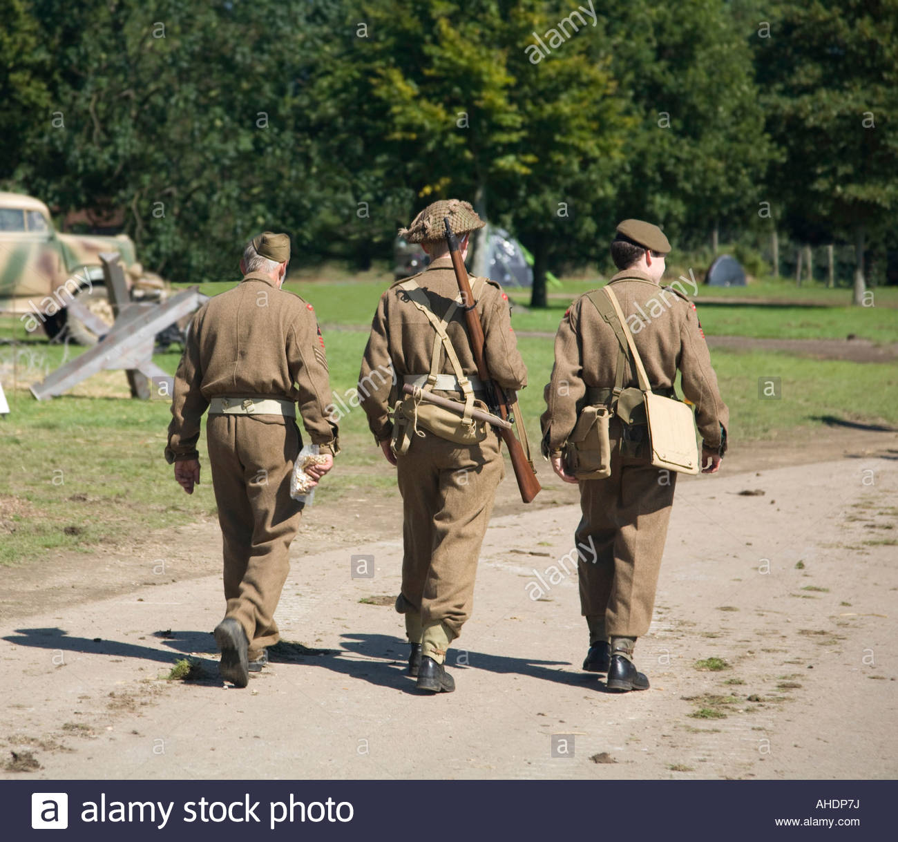 Ww2 British Soldier Uniform Stock Photos & Ww2 British Soldier Uniform ...