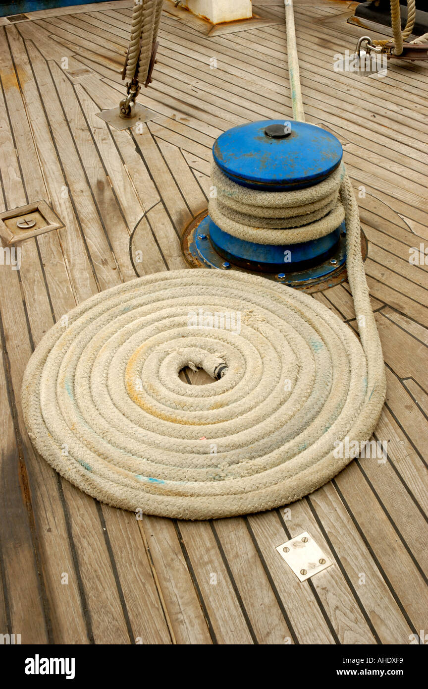 Perfectly coiled rope aboard ship Stock Photo - Alamy