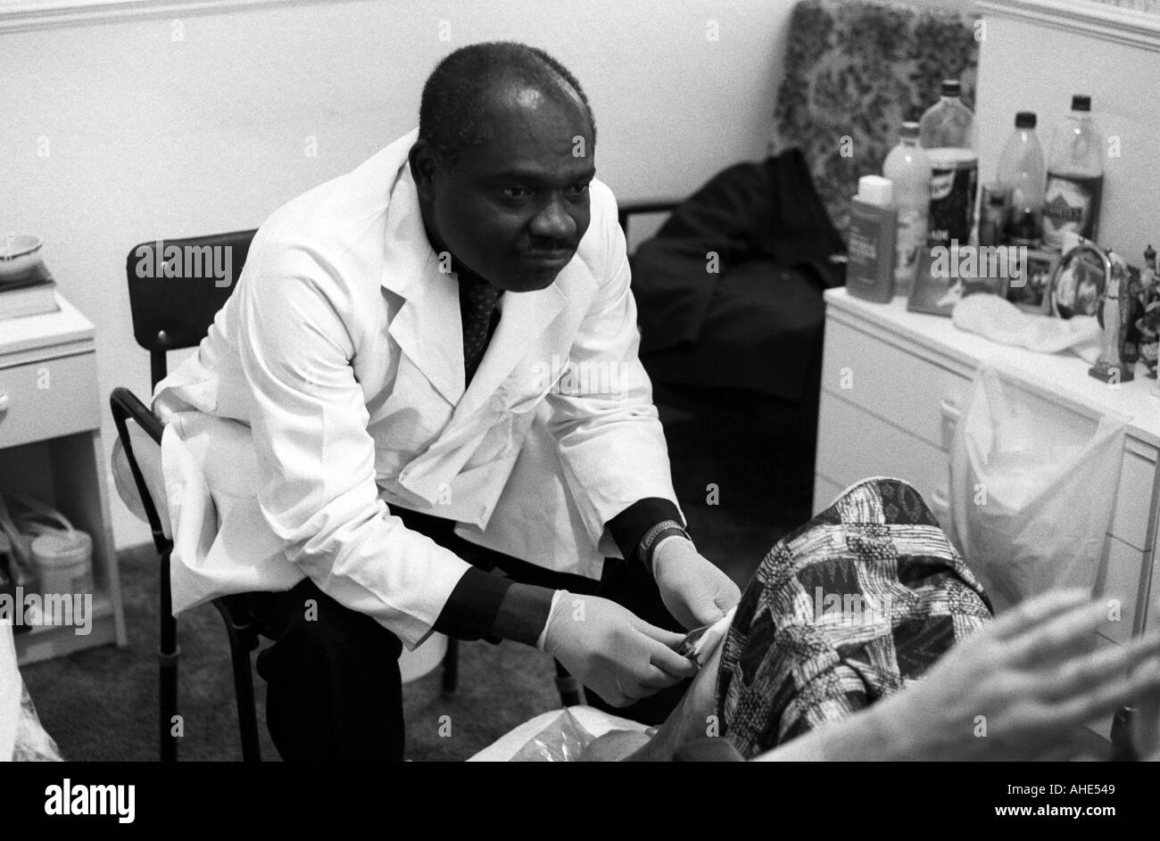 Wound Care Home Nurse Stock Photos & Wound Care Home Nurse Stock Images