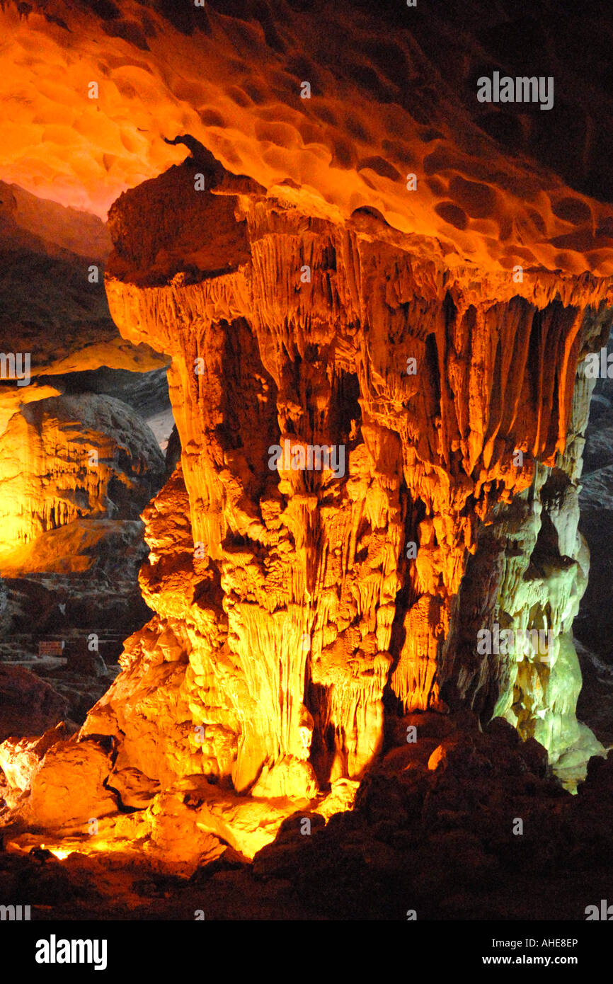 Asia Far East Vietnam Halong Bay Hang Sung Sot caves , orange grotto stalactites & stalagmites Stock Photo