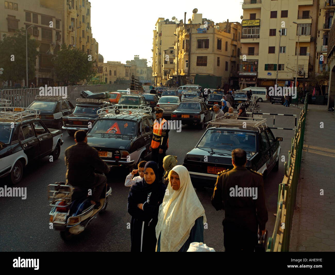 Taxi rank on Sharia Al Azhar in Cairo Stock Photo