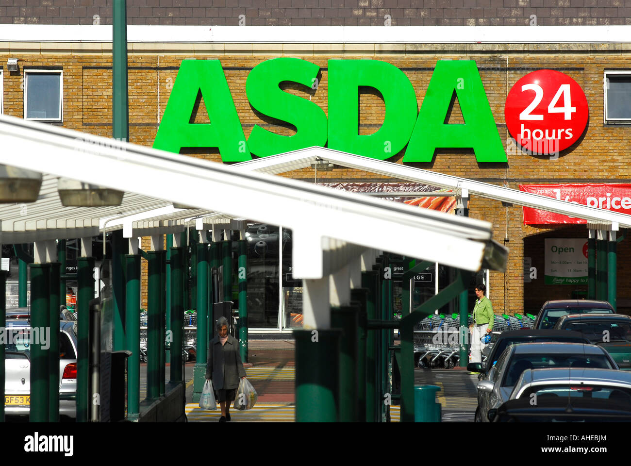 ASDA Superstore, Clapham Junction, London, UK Stock Photo Alamy