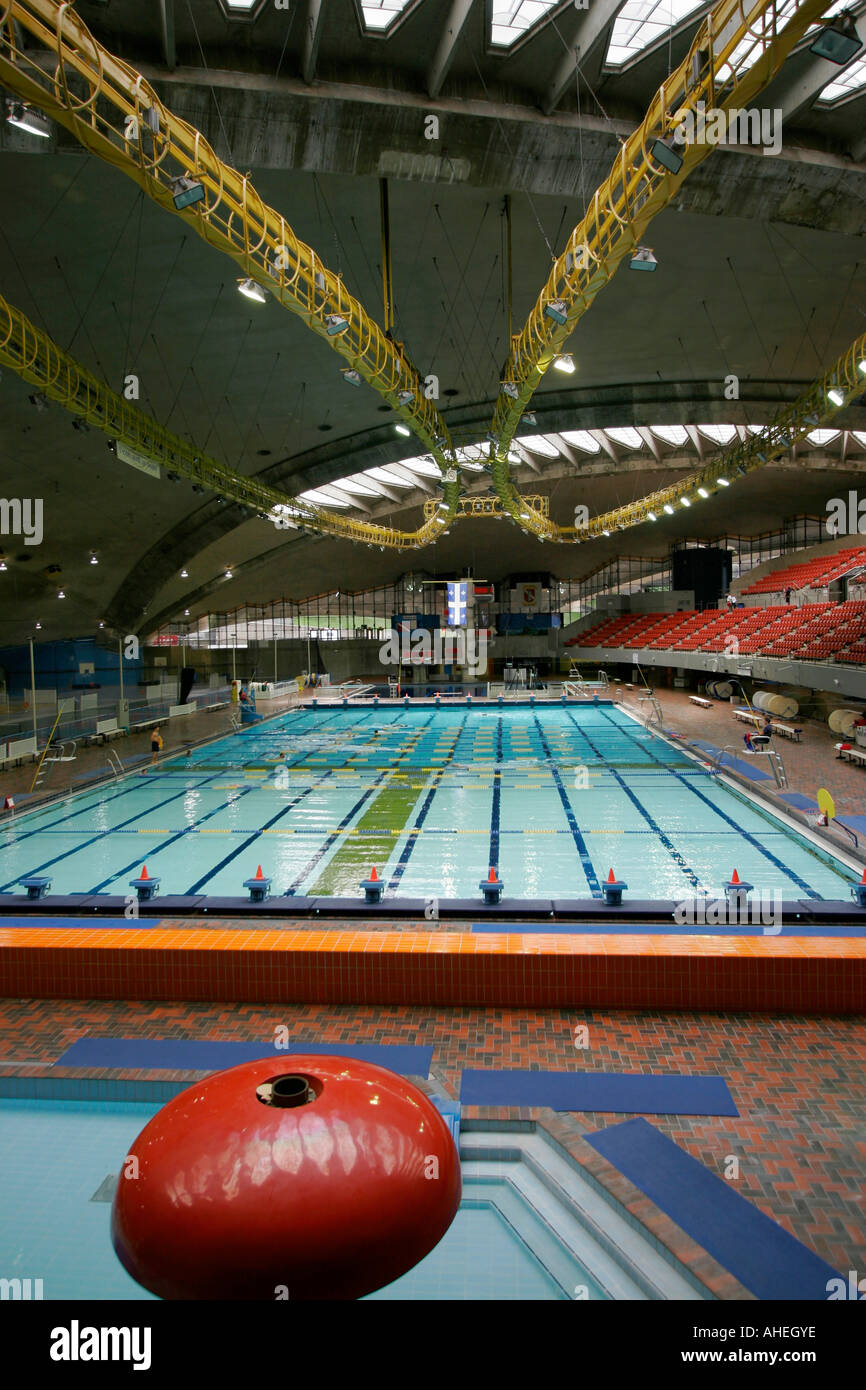 Olympic pool hi-res stock photography and images - Alamy