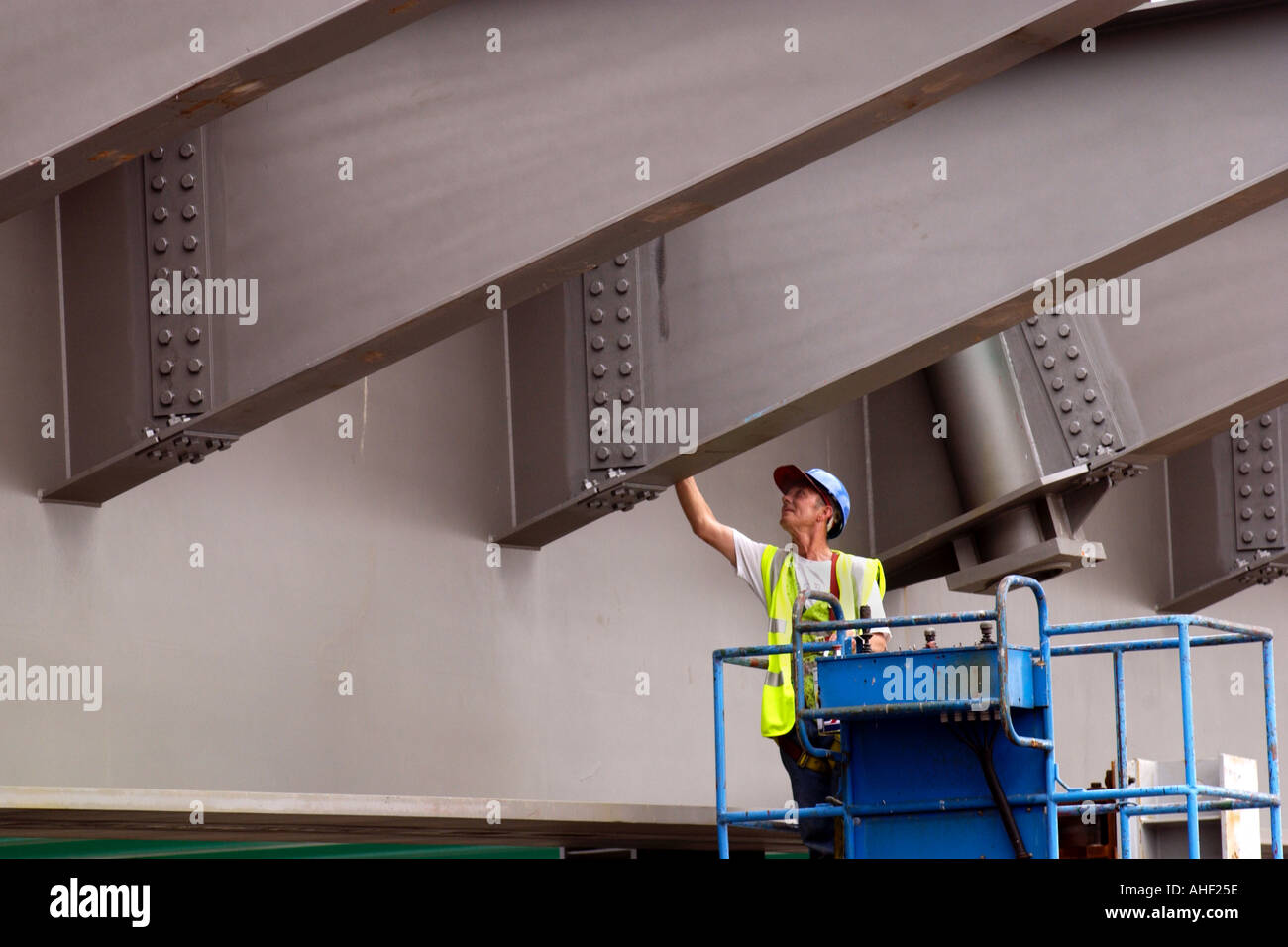 Steel Girder Structure High Resolution Stock Photography and Images - Alamy