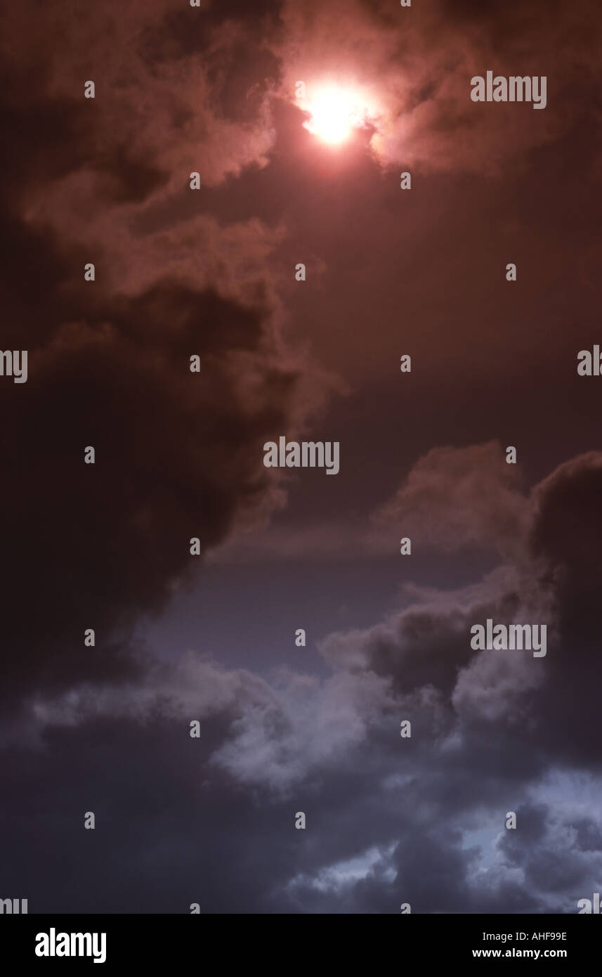 Powerful sky brooding sky hi-res stock photography and images - Alamy