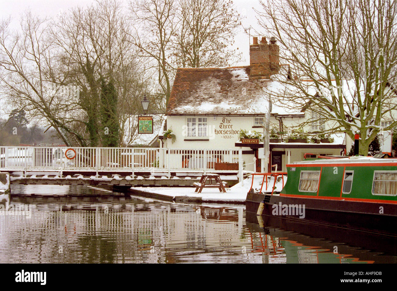 Three horseshoes winkwell hires stock photography and images Alamy