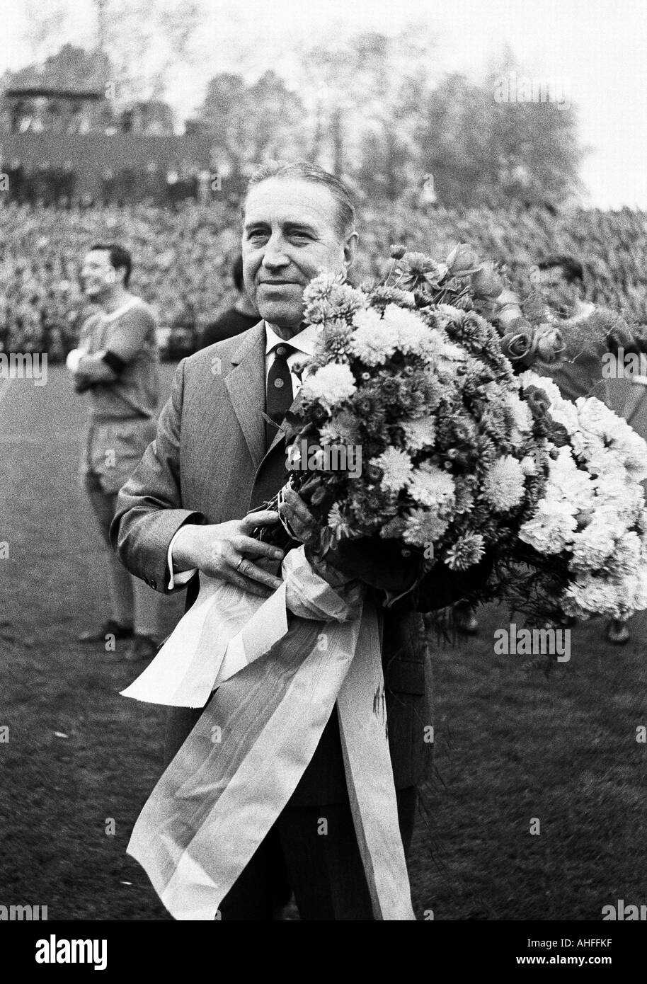 Honouring of Ernst Kuzorra who became 60 years old on 16 October 1965, Kuzorra was a famous football player of FC Schalke 04 in the twenties, thirties and forties Stock Photo