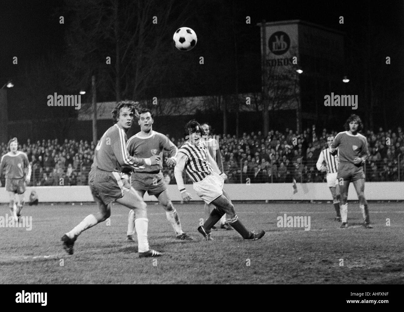 football, Bundesliga, 1972/1973, VfL Bochum versus Werder Bremen 20, Stadium at the Castroper