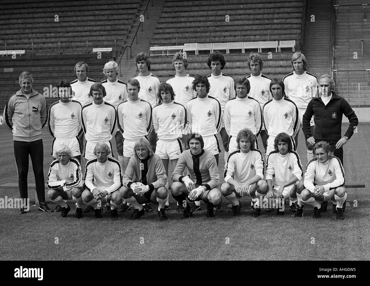 football, Bundesliga, Borussia Moenchengladbach, presentation of the team for the new saison 1975/1976, press photo shooting, team photograph, this team gained the German football championship 1976, row behind f.l.t.r. Hans Juergen Wittkamp, Roger Roebben Stock Photo