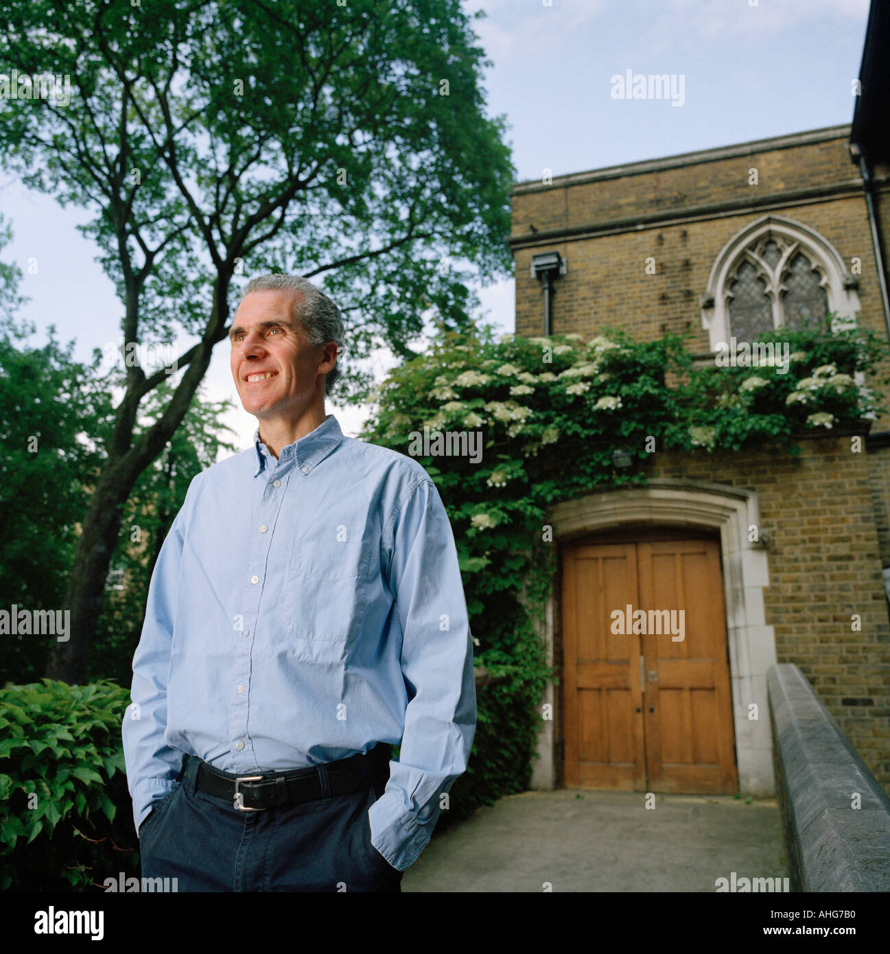 Alpha course nicky gumbel hi res stock photography and images Alamy Alpha course nicky gumbel hi res stock photography and images Alamy