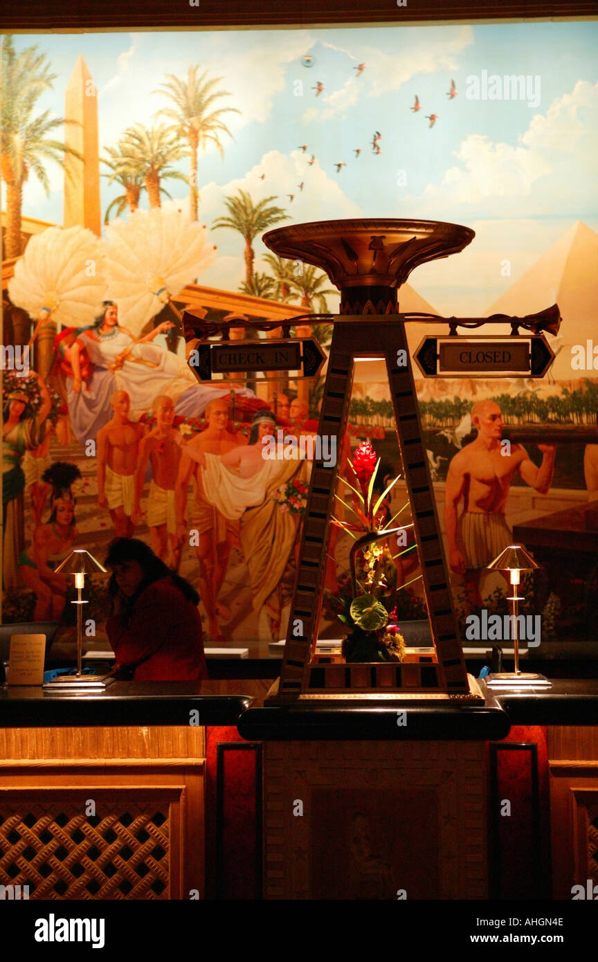 Reception desk luxor hotel casino hires stock photography and images