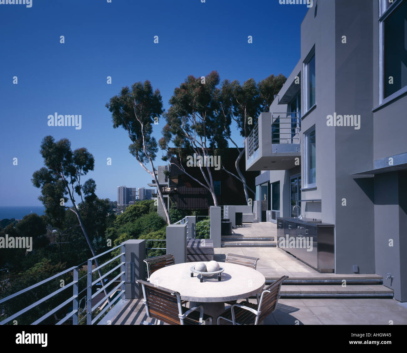 Woods House, Santa Monica Canyon, California. Exterior Rear View