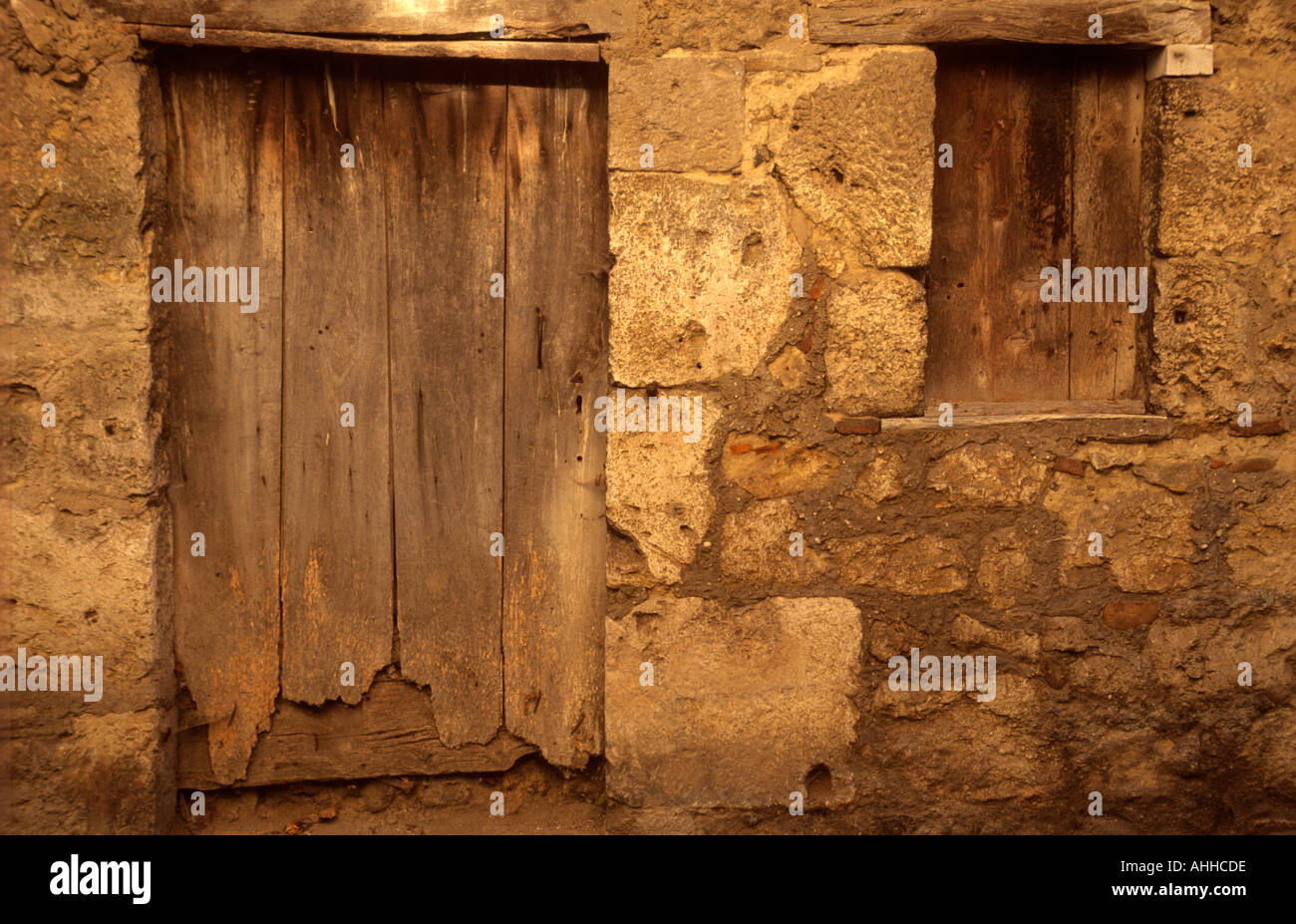 Entrance to perouges hi-res stock photography and images - Alamy