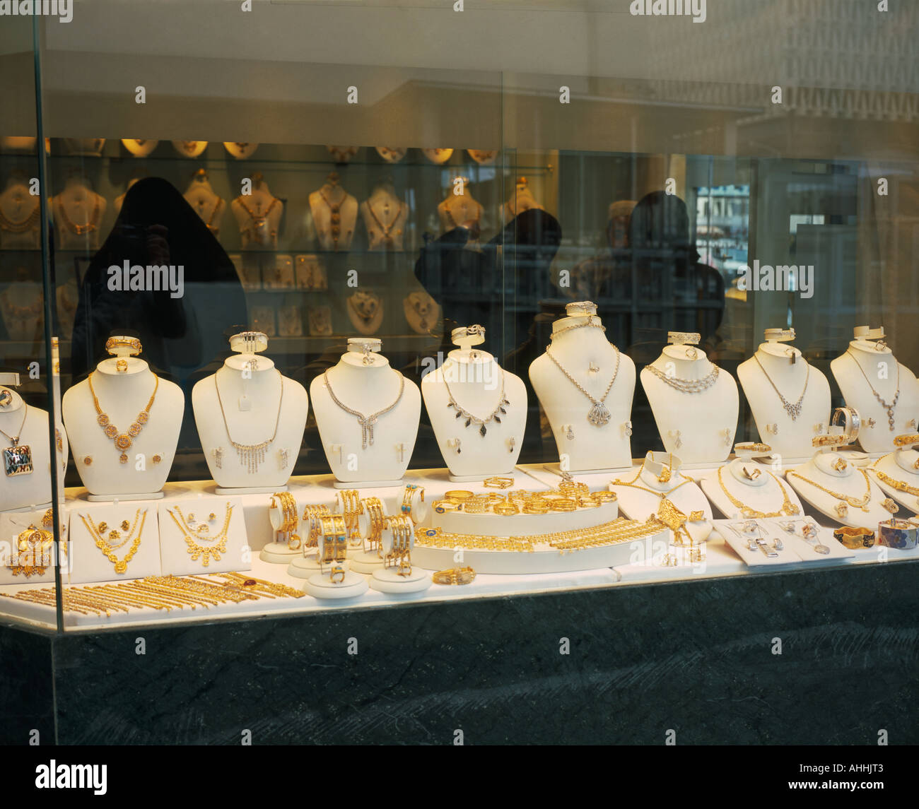 City of kuwait jewellery and gold souk hi-res stock photography and images  - Alamy