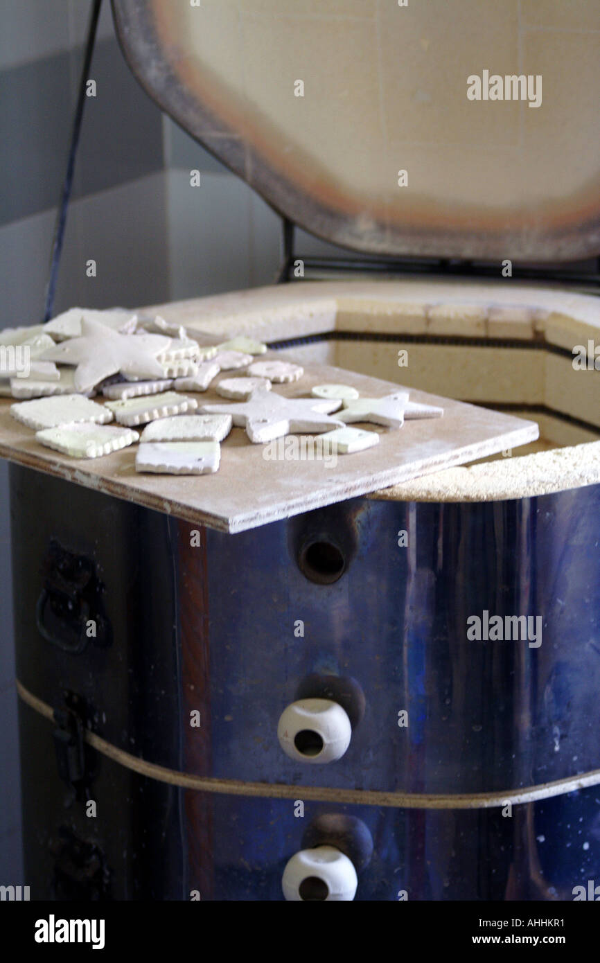 Clay oven hires stock photography and images Alamy