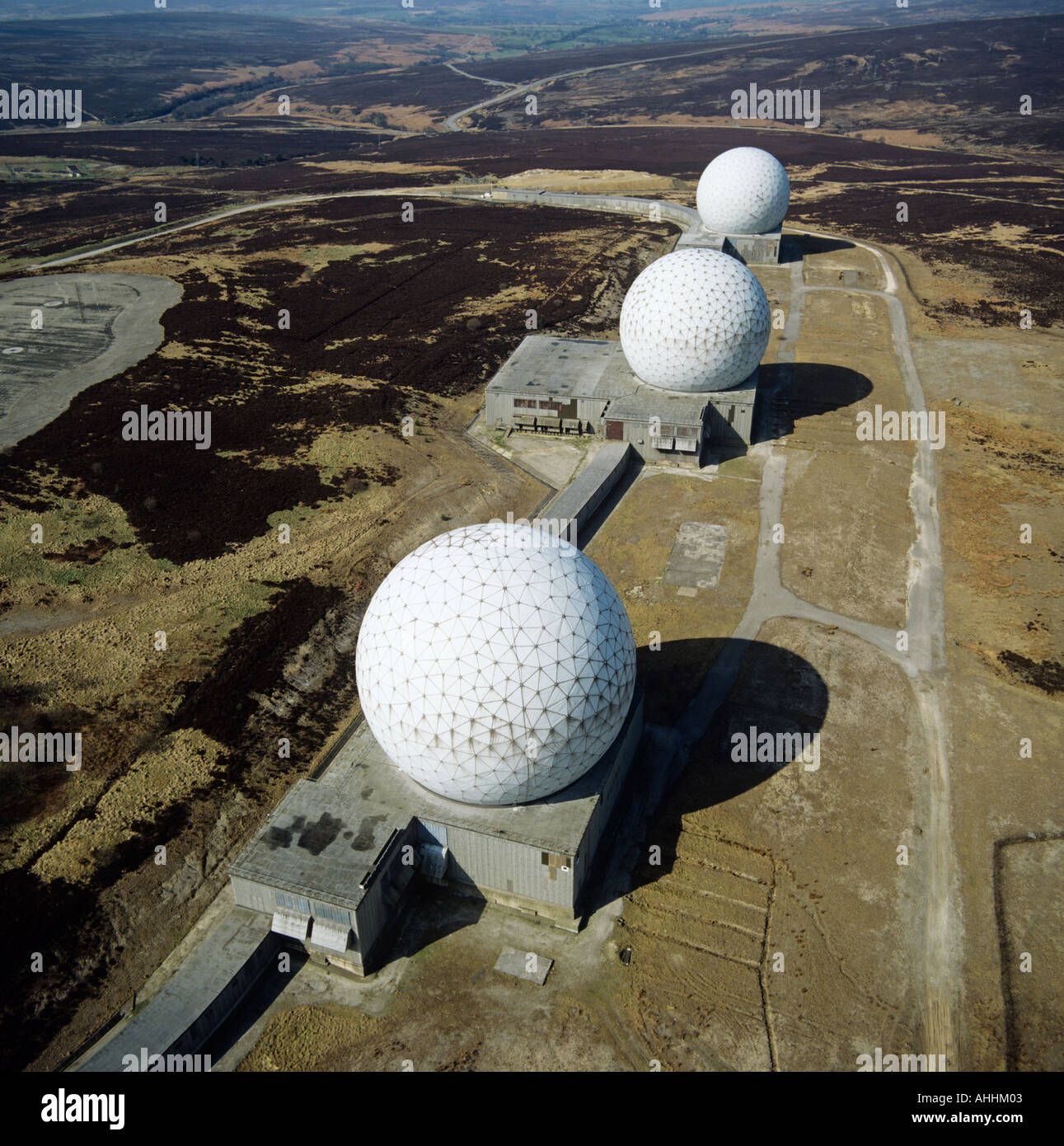 Fylingdales golf balls early warning hi-res stock photography and images -  Alamy