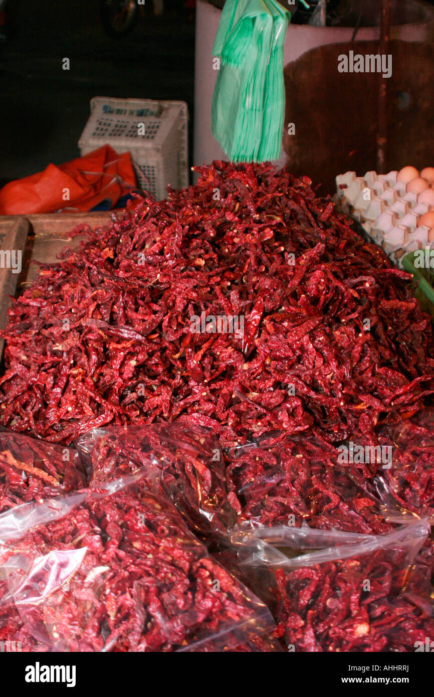 Dried red chillies hi-res stock photography and images - Alamy