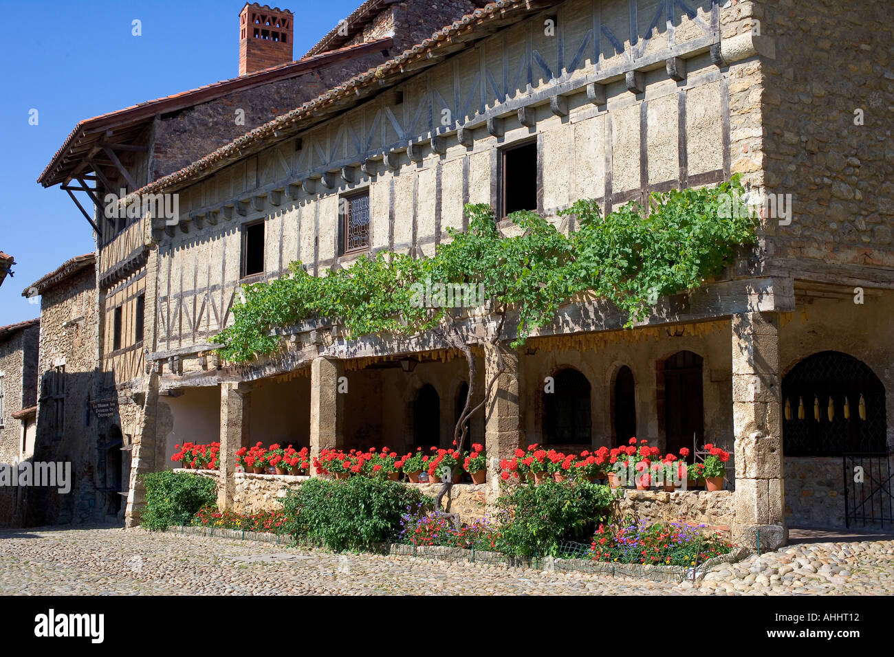 HALF-TIMBERED HOUSE WITH A CAFE TERRACE PEROUGES MEDIEVAL CITY RHONE ...