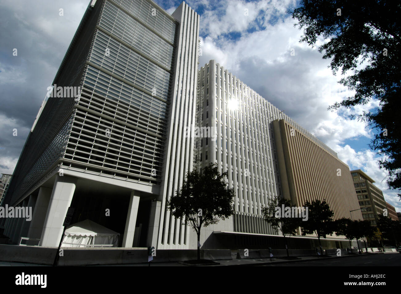 World bank building washington dc hi-res stock photography and images ...