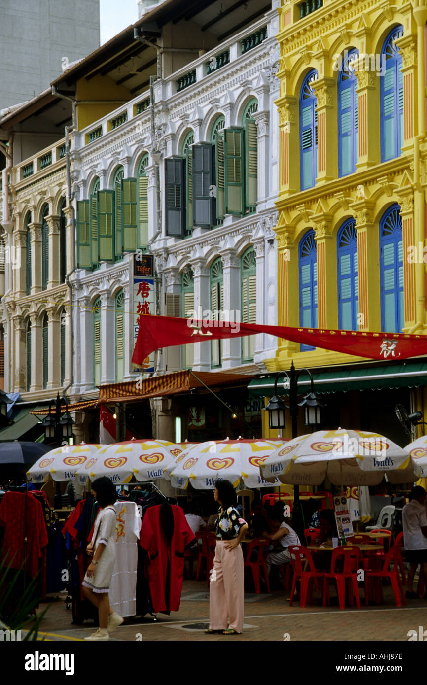 Singapore Chinatown Street Scene Stock Photo Alamy