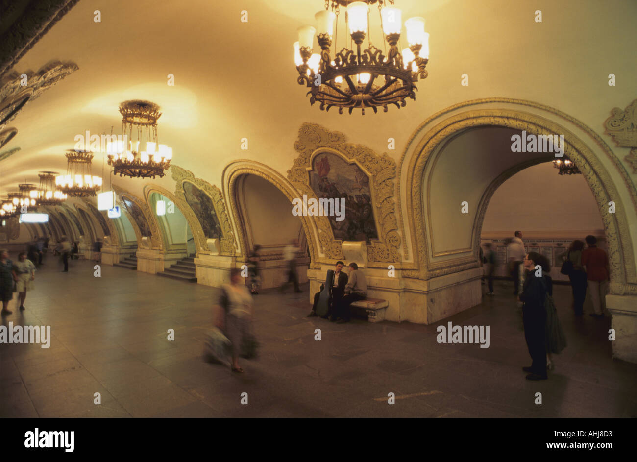 Russia Moscow subway station Stock Photo - Alamy