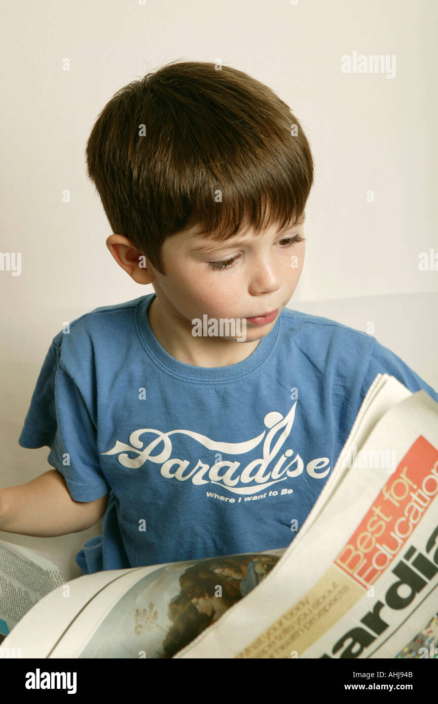 reading a broadsheet broad sheet national british Stock Photo Alamy