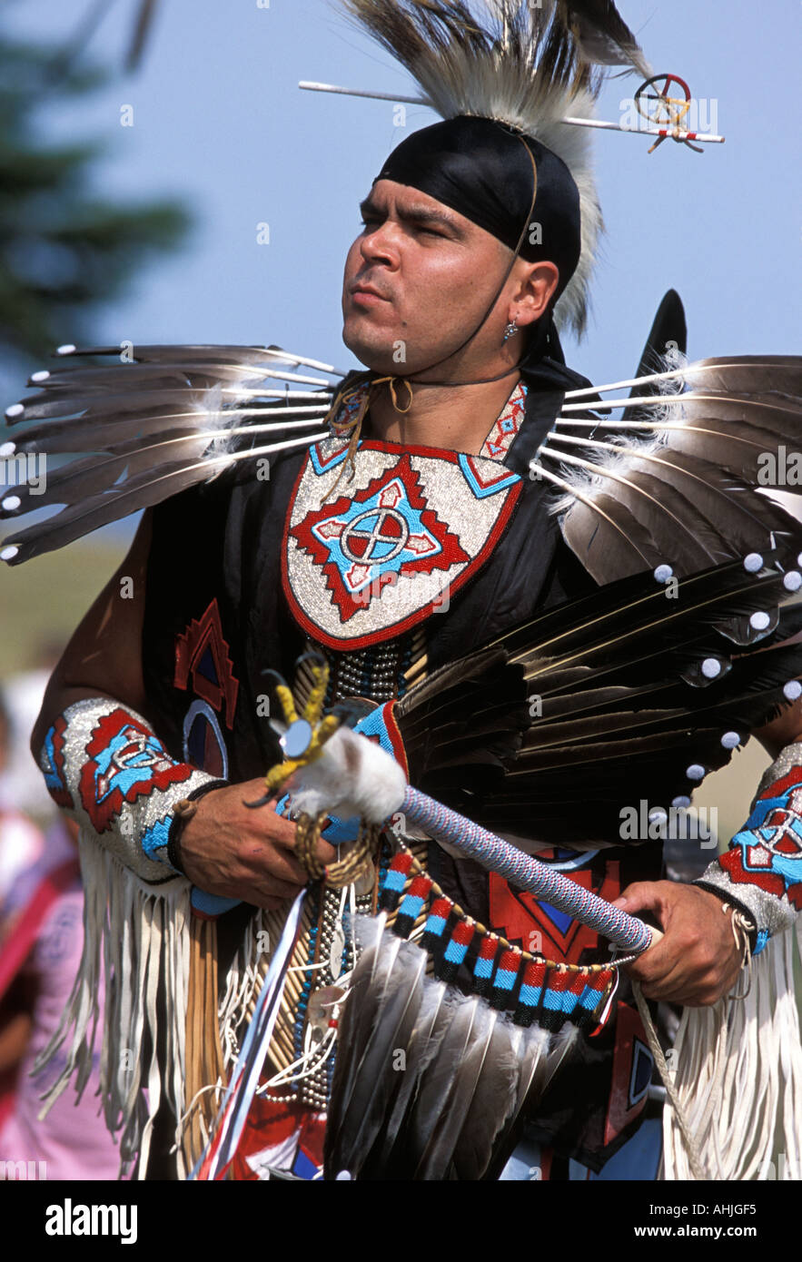 Native canadian beadwork hires stock photography and images Alamy