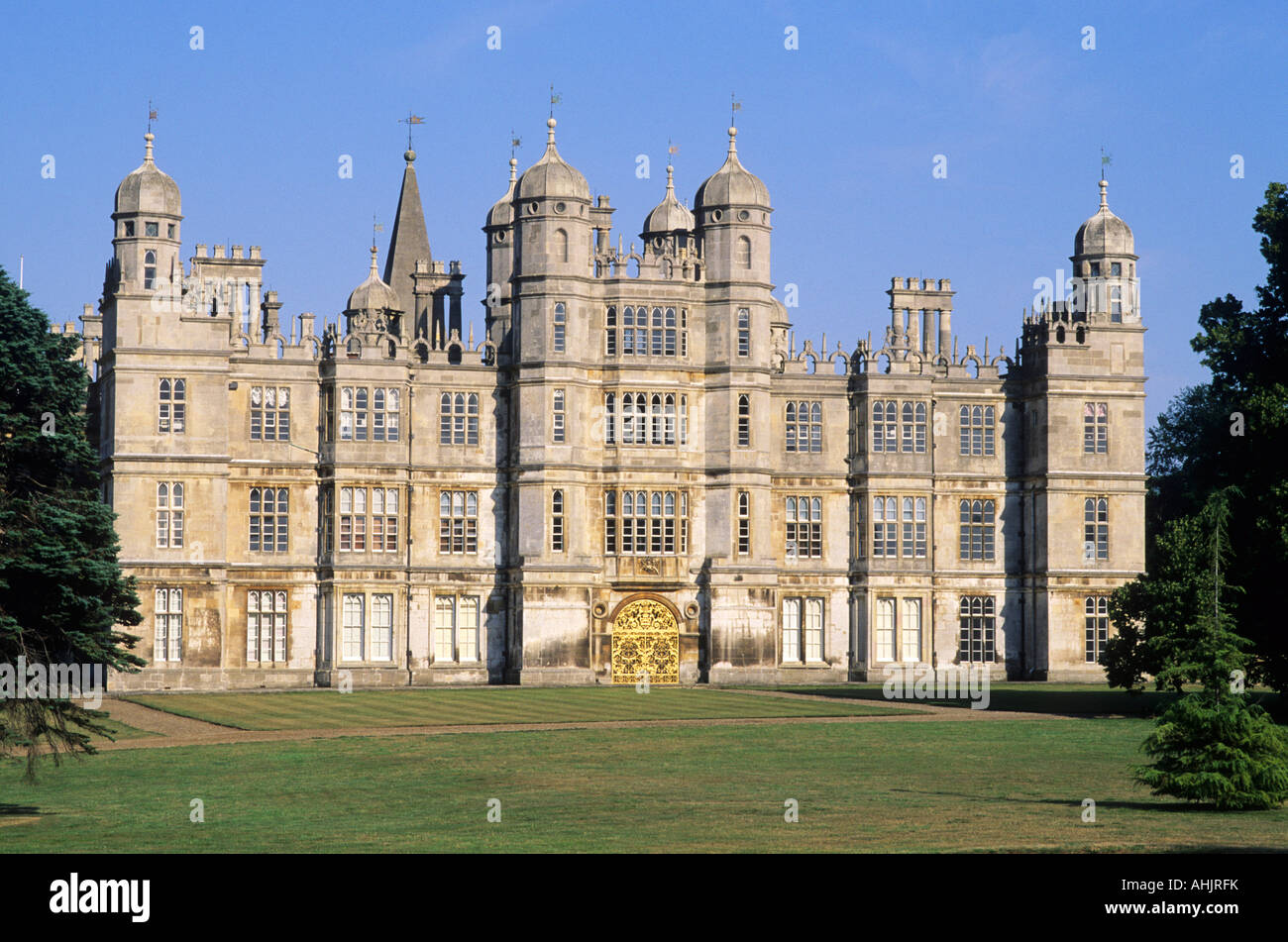 Burghley House Near Stamford Elizabethan Stately Home Homes English Tudor Architecture Stock Photo Alamy Burghley House Near Stamford Elizabethan Stately Home Homes English Tudor Architecture Stock Photo Alamy